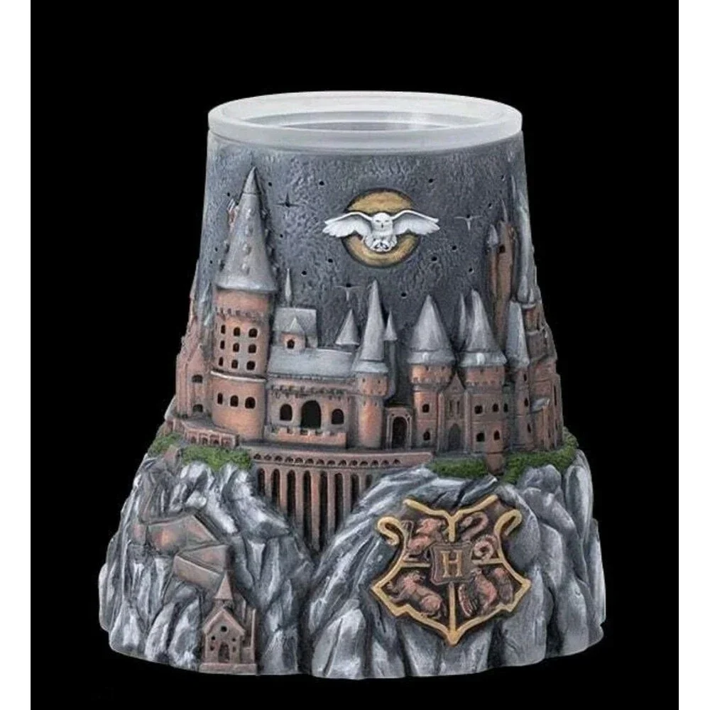 Scentsy Hogwarts Warmer and Hogwarts Houses  & Honeydukes  Wax Collection NIB